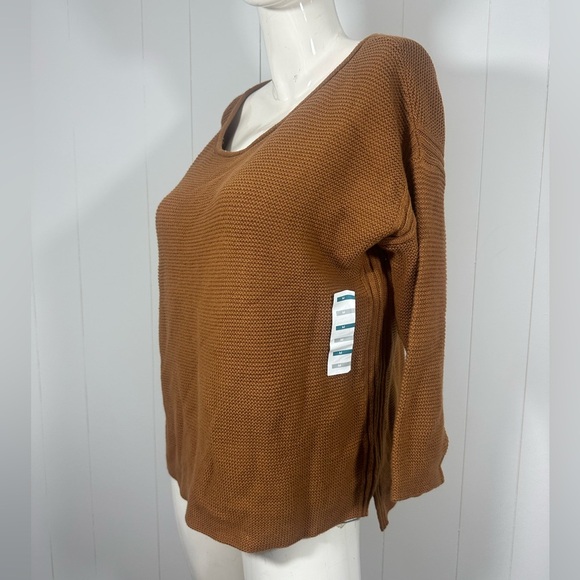 NWOT Old Navy Beige 3/4 Sleeve Sweater Womens Round Neck Tight Knit Size Medium - Picture 2 of 7
